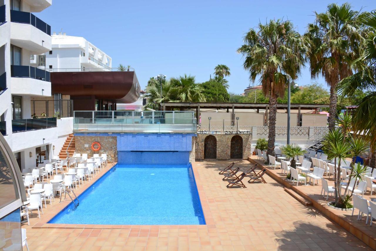 Don Angel - Adults Recommended Hotel Santa Susanna Bagian luar foto