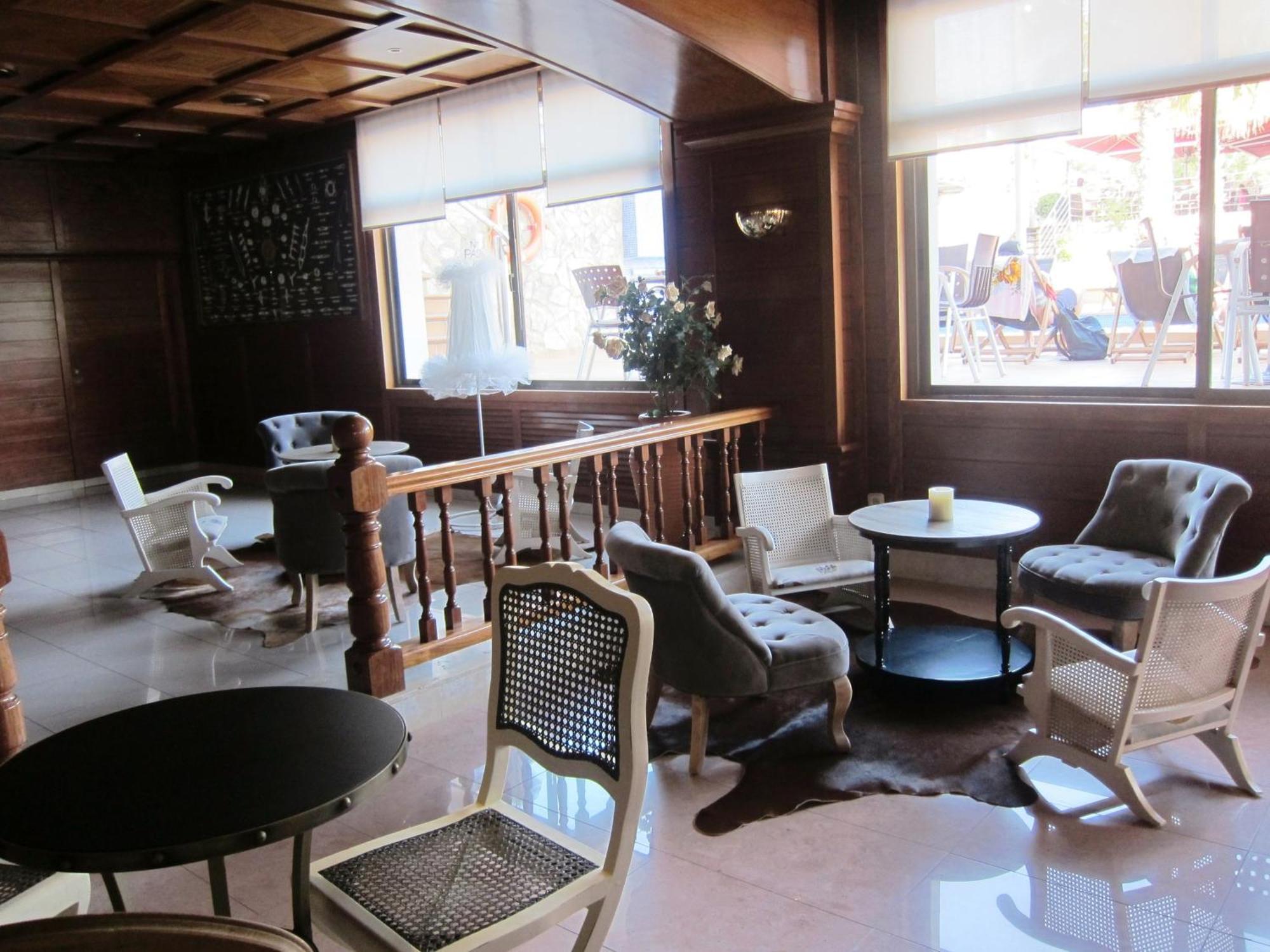Don Angel - Adults Recommended Hotel Santa Susanna Bagian luar foto