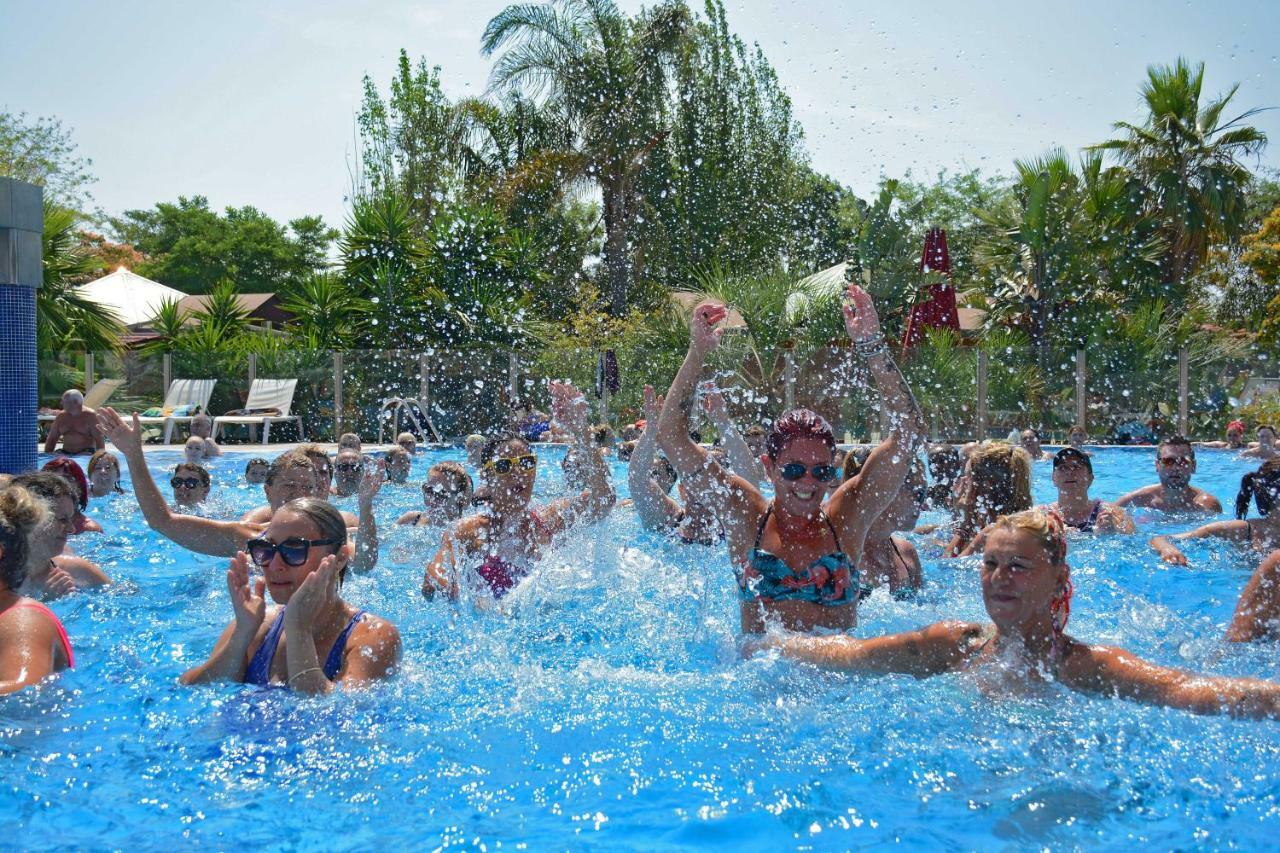 Don Angel - Adults Recommended Hotel Santa Susanna Bagian luar foto